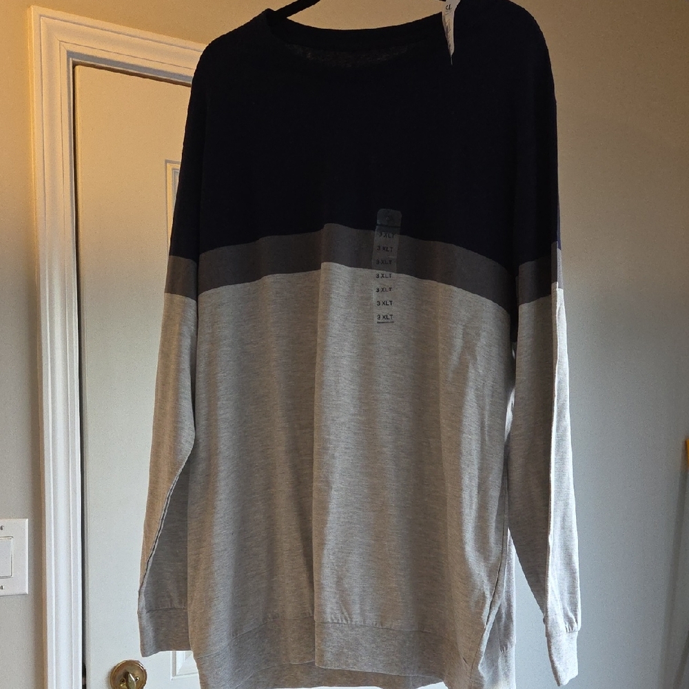 Men's Crewneck - Navy and Gray